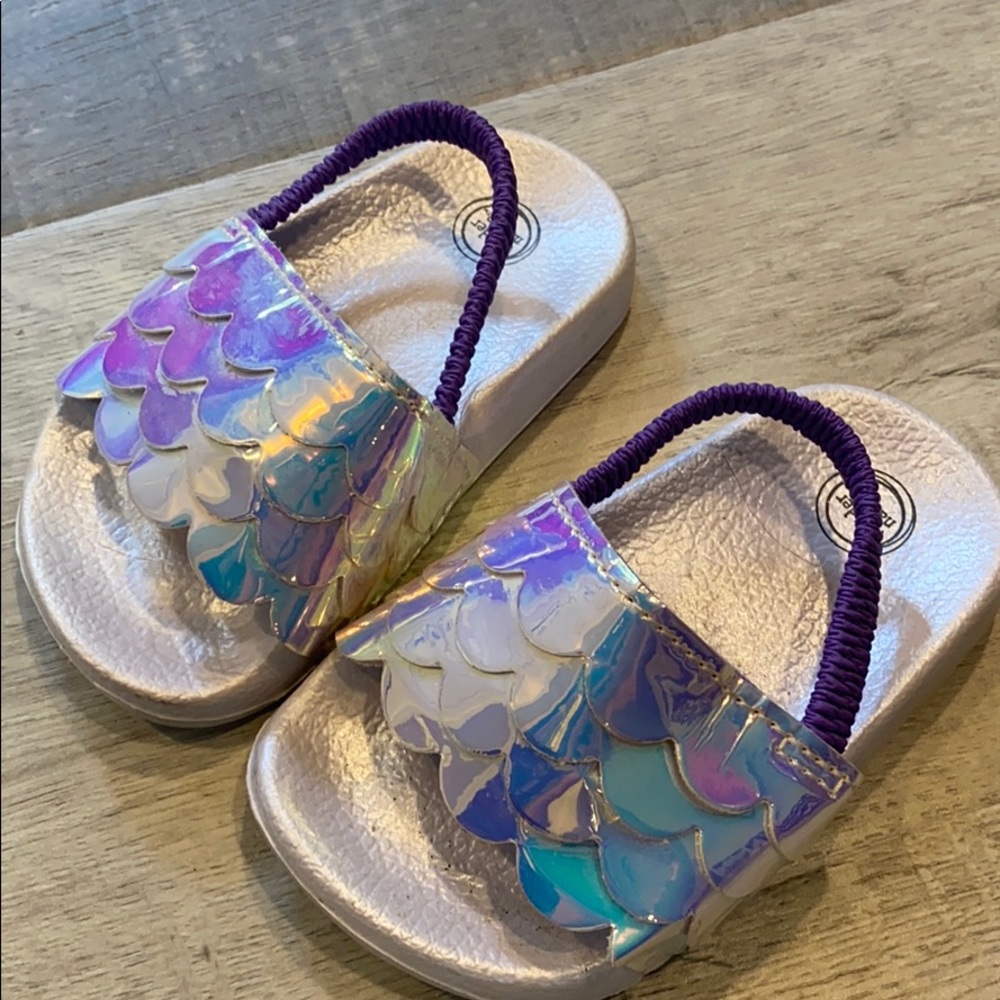 Wonder nation toddler girl size 4 sandals